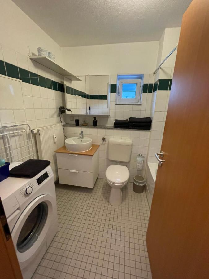 Ferienwohnung Mit 2 Zimmer, Kueche, Bad, In ザールブリュッケン エクステリア 写真